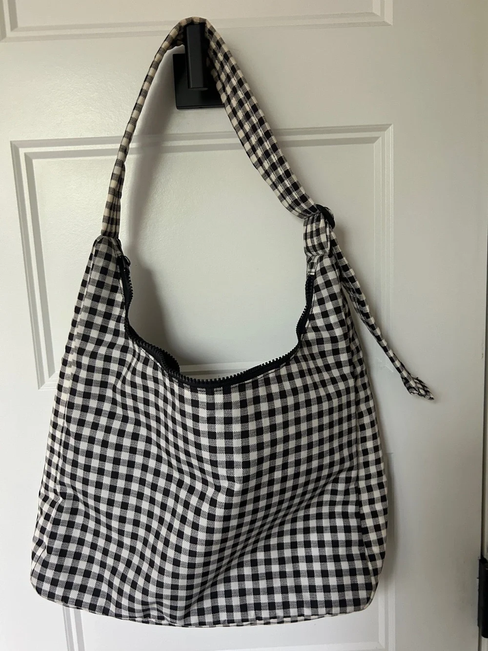 NWOT BAGGU NYLON SHOULDER BAG (BLACK & WHITE GINGHAM) - Picture 3 of 5